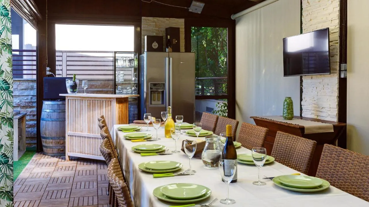 Villa Alais 8, Emma Villas Римини